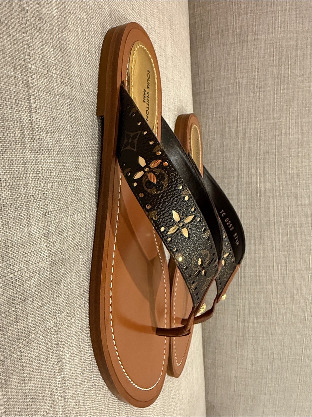 Louis Vuitton Sunny Brown Monogram Thong Sandals with Gold Accents - Picture 5 of 8